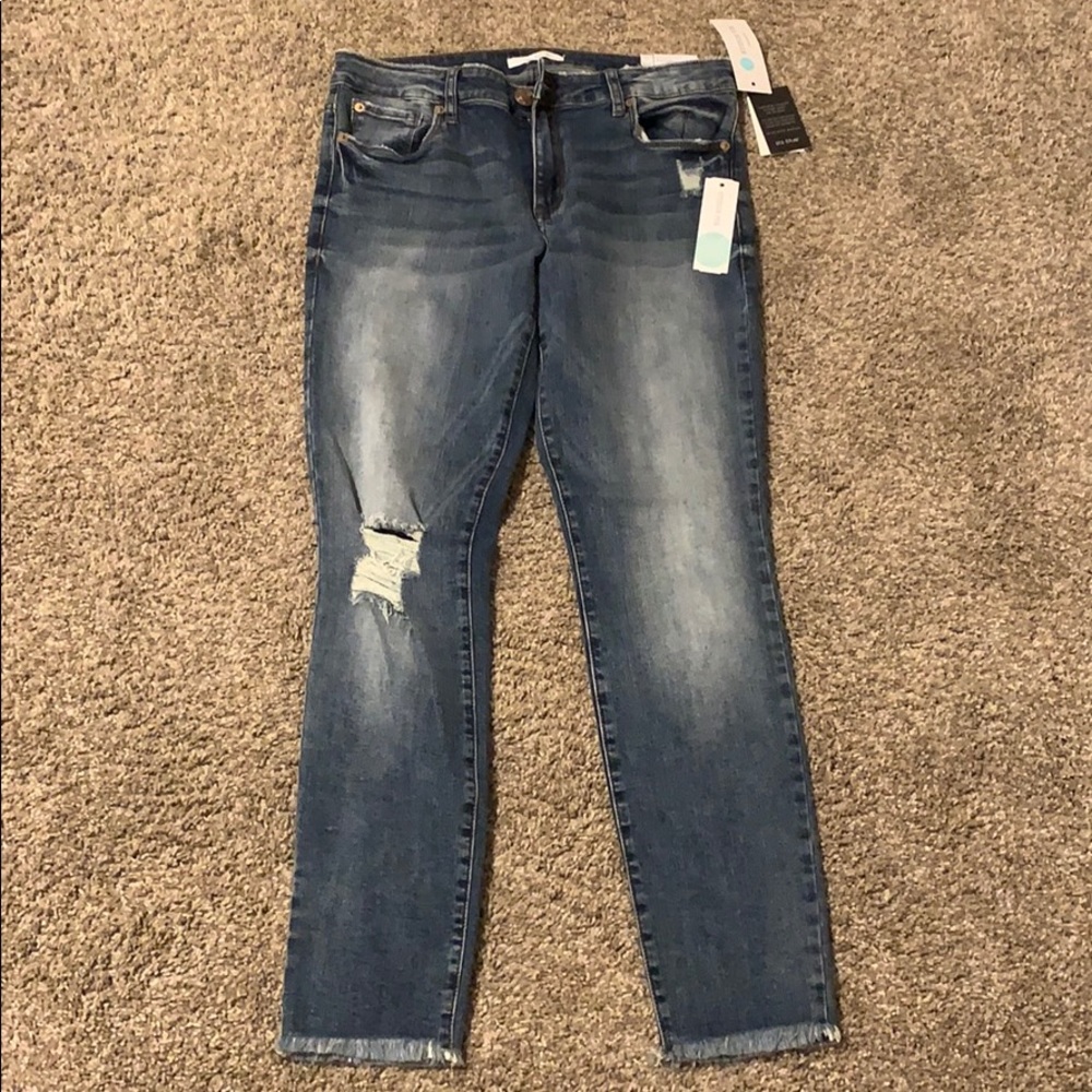 STS Blue Neve Scissor Hem Skinny Jean